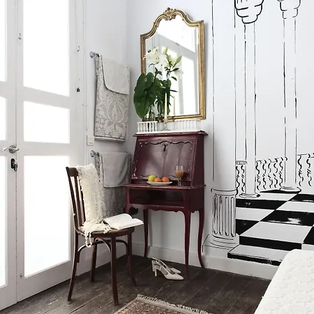 Old Chocolate Factory Hotel