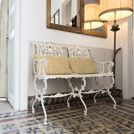 Old Chocolate Factory Hotel 2*